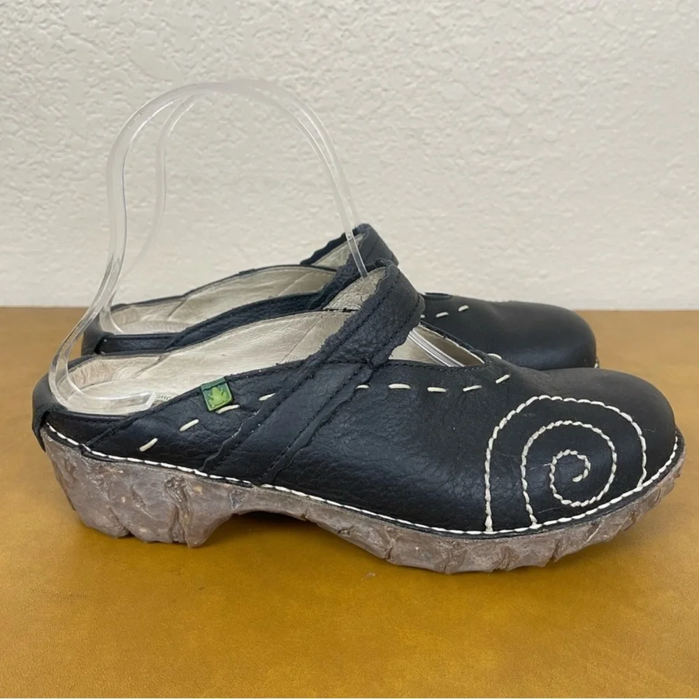 El Naturalista Women's Yggdrasil  Mule - Picture 3 of 10